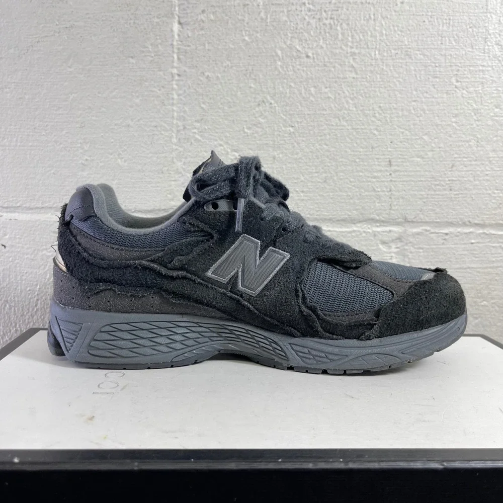 New Balance 2002R M2002RDB Protection Pack Phantom Black Sneaker Men's 7.5 D‎